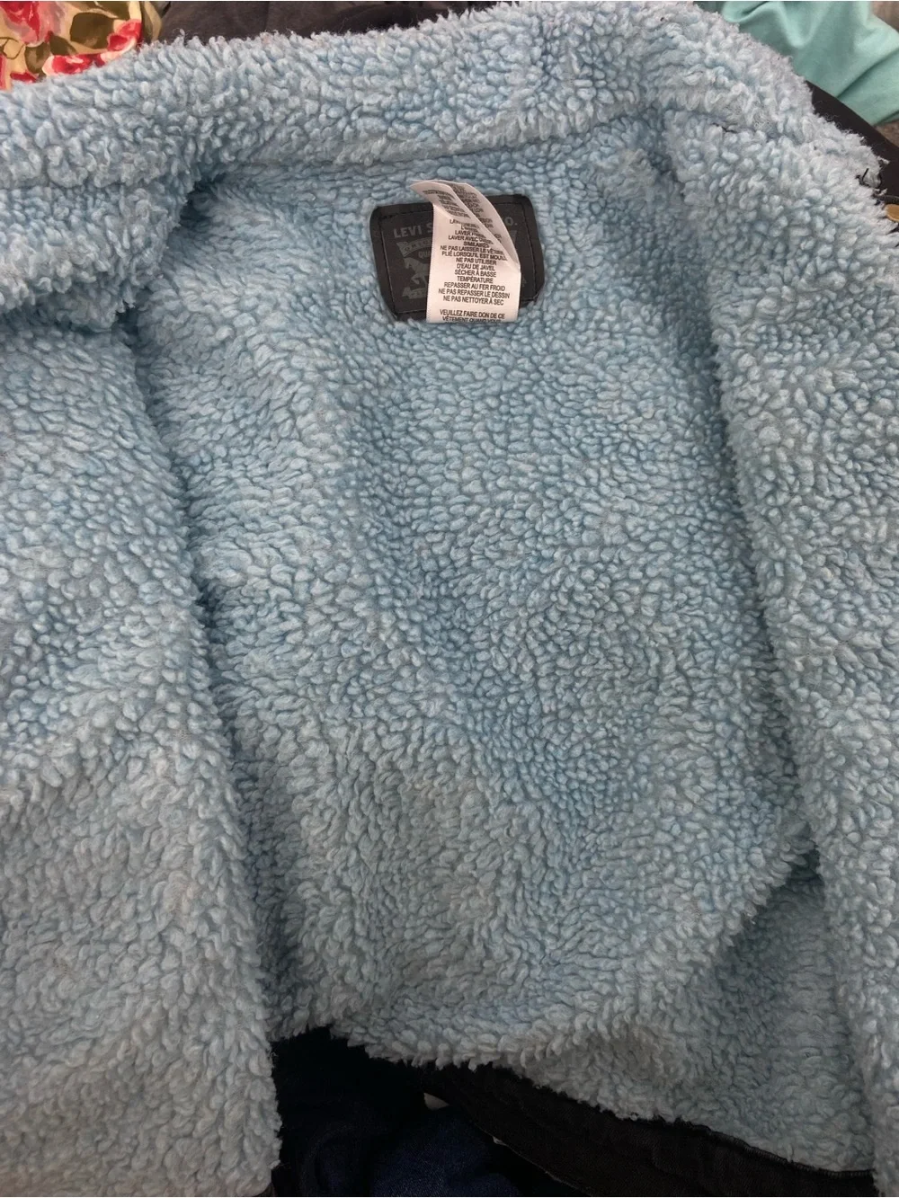 Levi's Kids Faux Sherpa Lined Black‎ Denim Jacket Size small 8-10years old